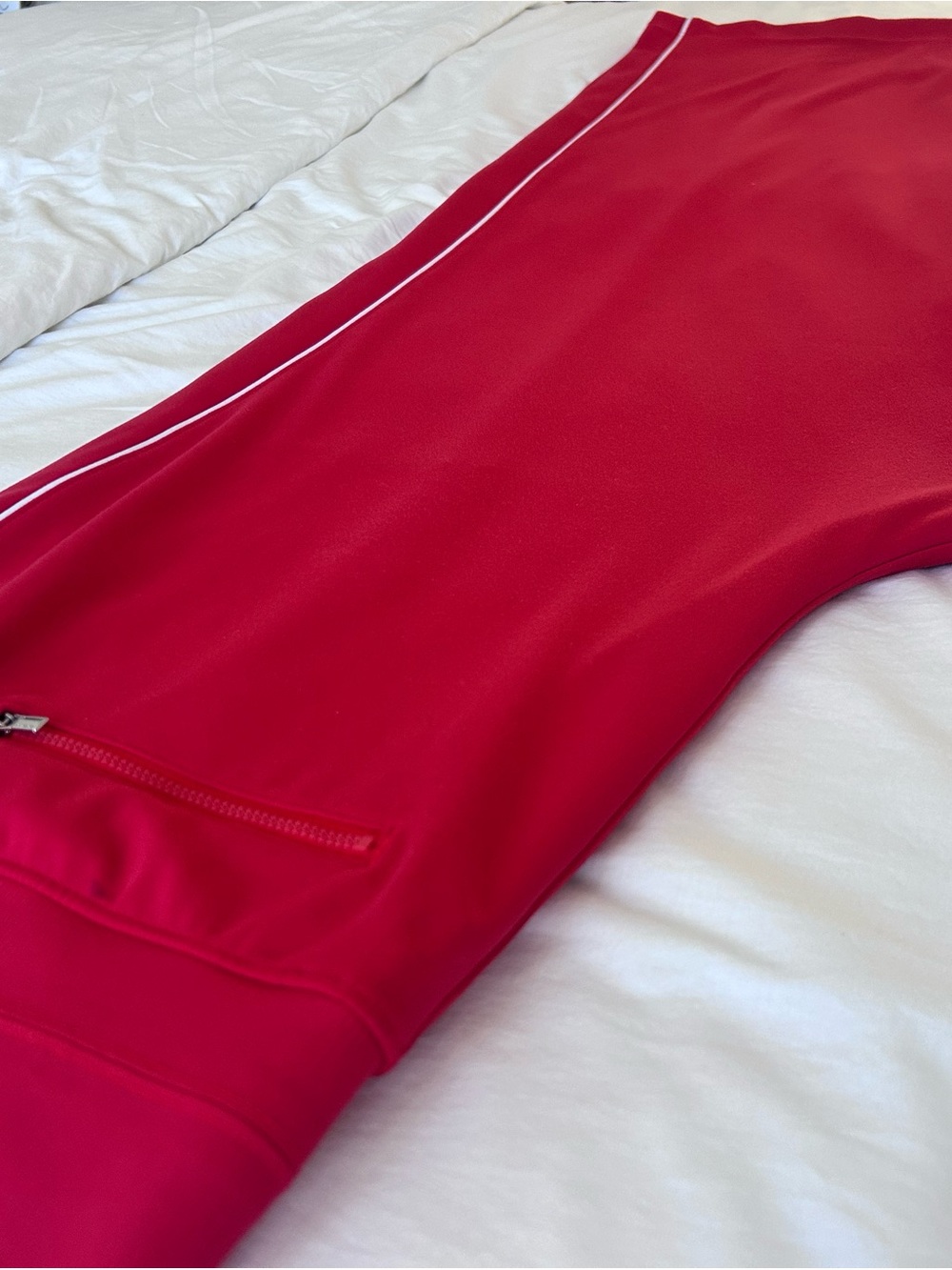 ATHLETA Wide Women’s Red Jogger Sweatpants with White Piping XL